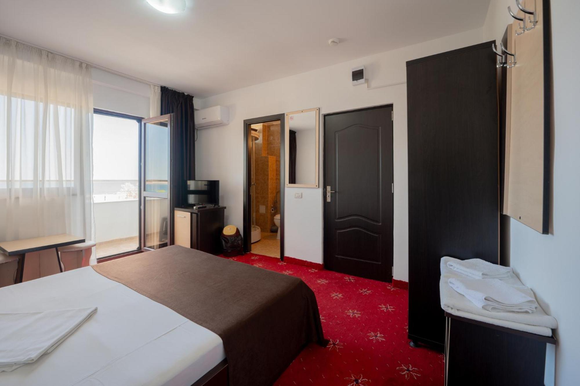 Hotel Coral Eforie Nord Ngoại thất bức ảnh