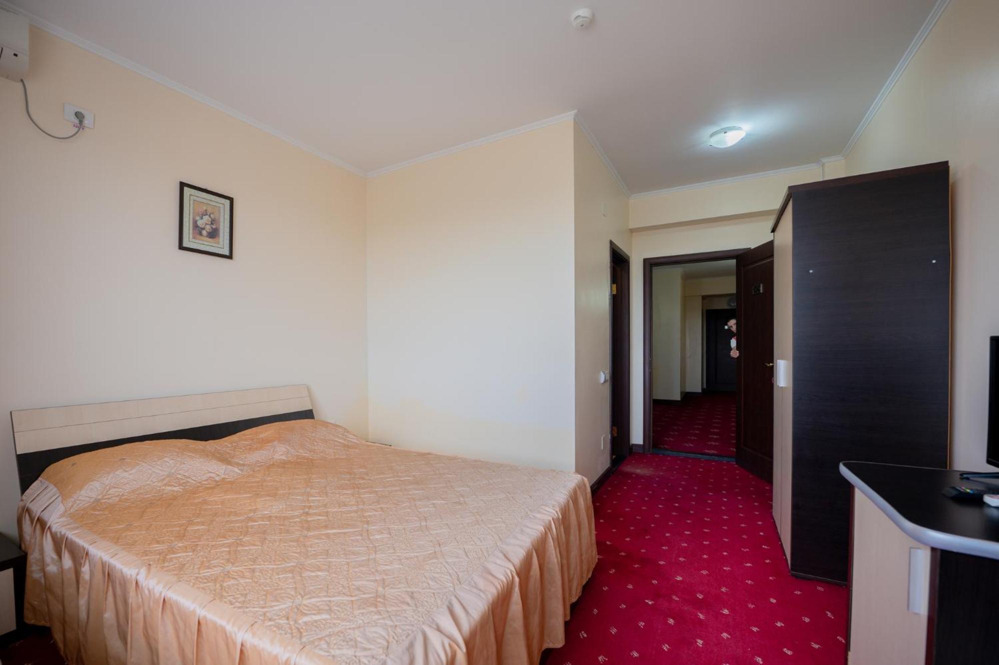 Hotel Coral Eforie Nord Ngoại thất bức ảnh