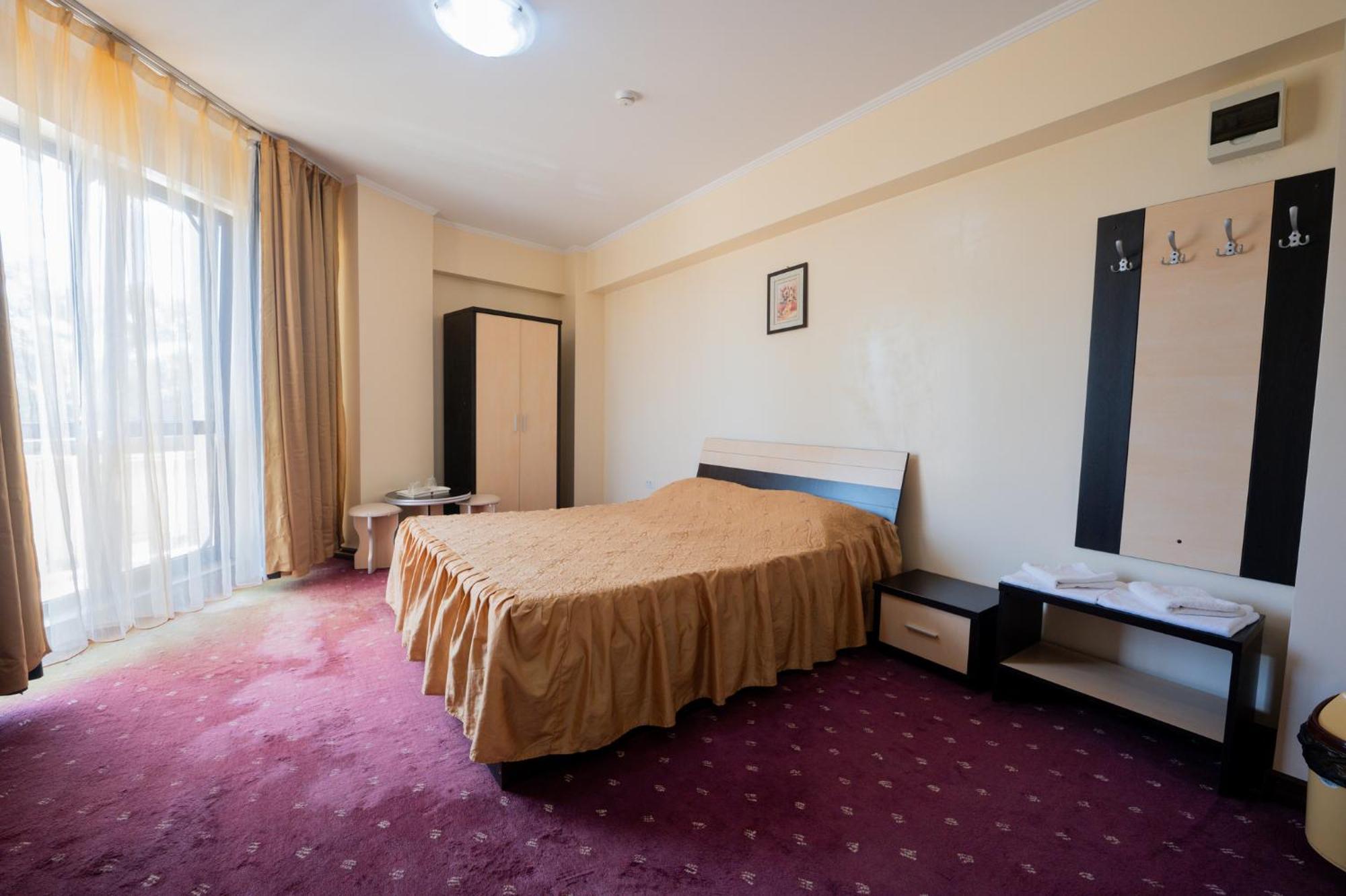 Hotel Coral Eforie Nord Ngoại thất bức ảnh